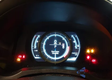 2018 Lexus Is 300 z USA, uszkodzony, nr VIN JTHC81D28J5030938